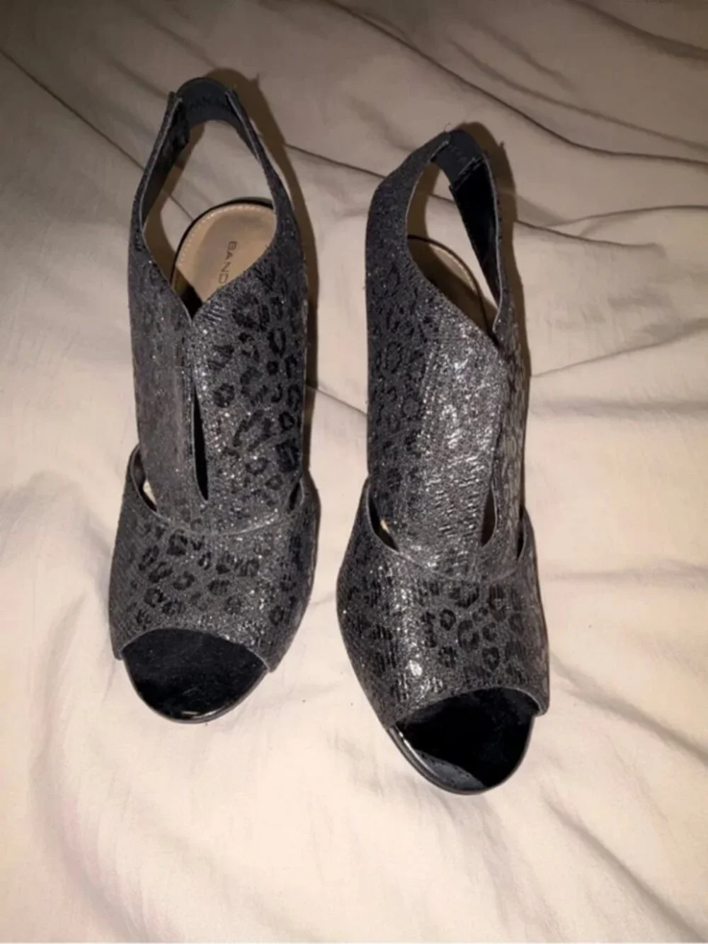 Bandolino Mirabella Black Leopard Shimmer Peep-Toe Pumps – Size 7.5